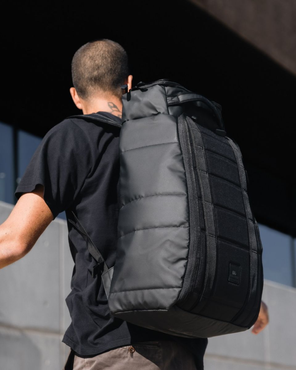 Bilde av Hugger Backpack 25 L, Black Out