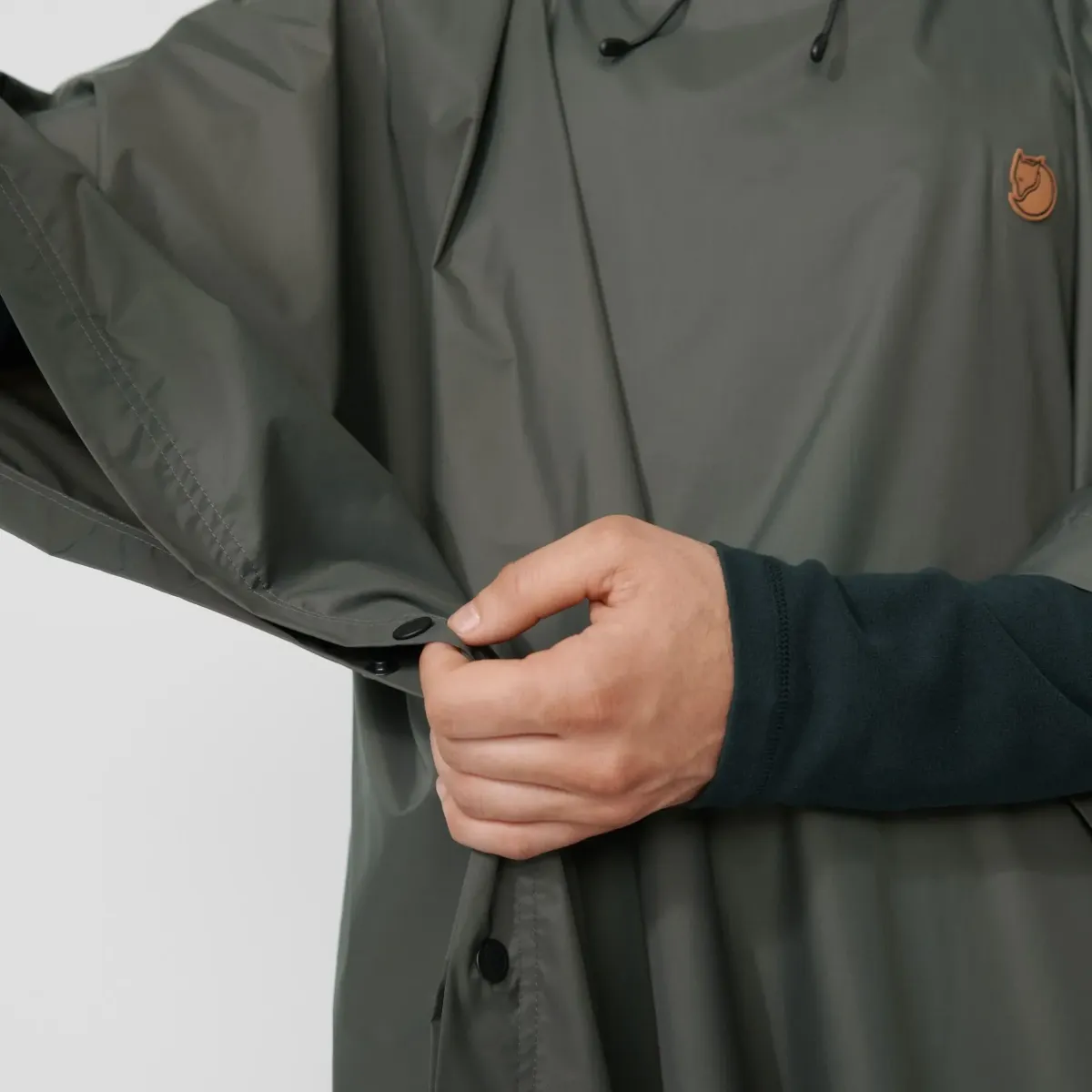 Bilde av Poncho, Dark Olive
