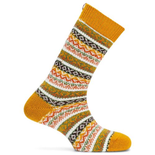 stripete, gule ullsokker med mønster