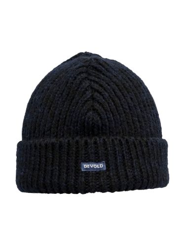 Lue fra Devold til dame og herre i mørk blå