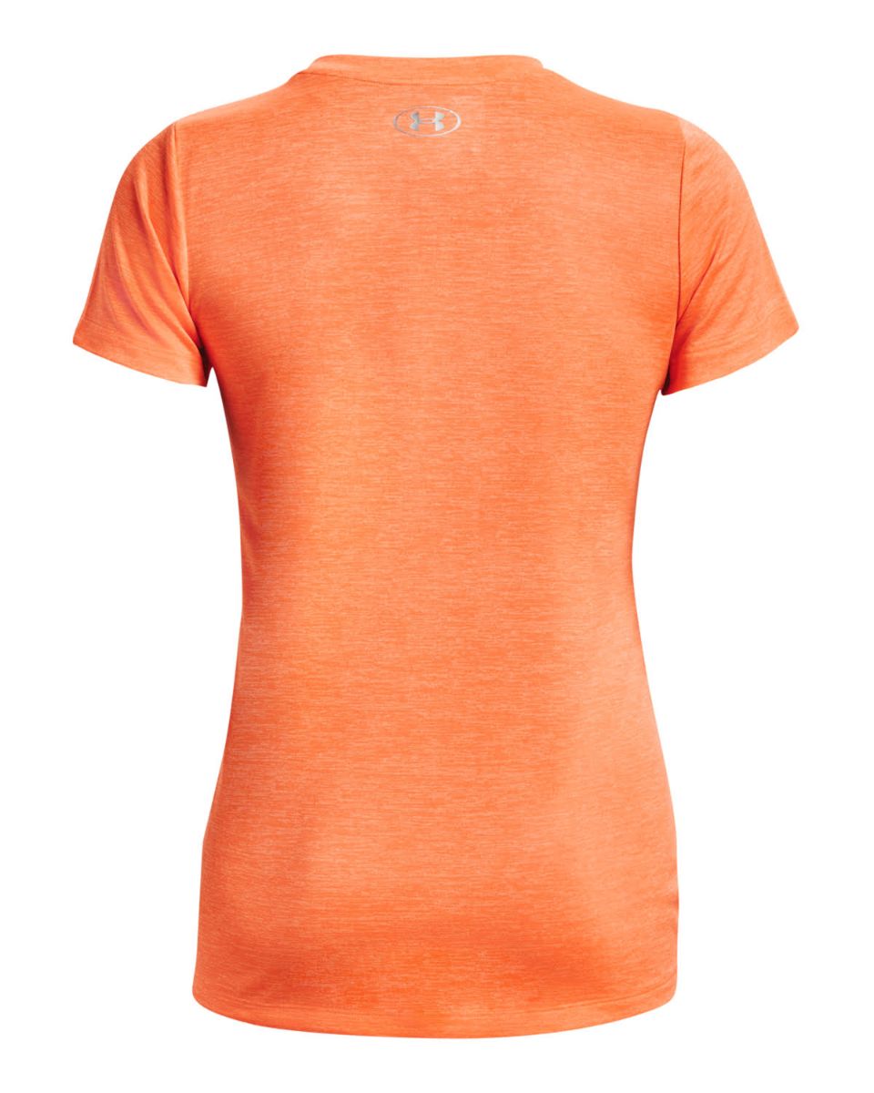 oransje T-skjorte med rund hals til dame. laget i polyestermateriale som egner seg til trening