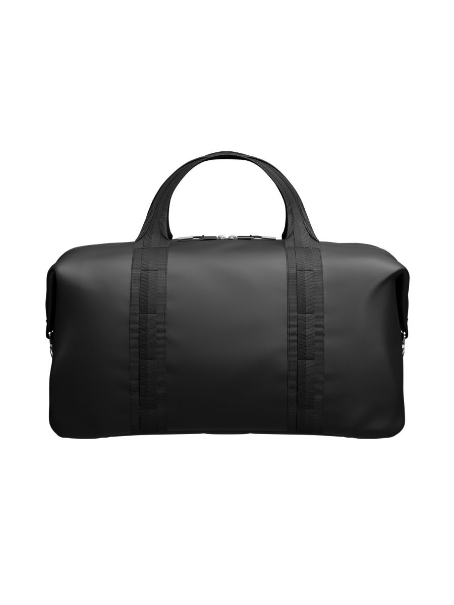 Essential Weekend Bag i fargen Black Out - Weekendbag fra Douchebag eller Db