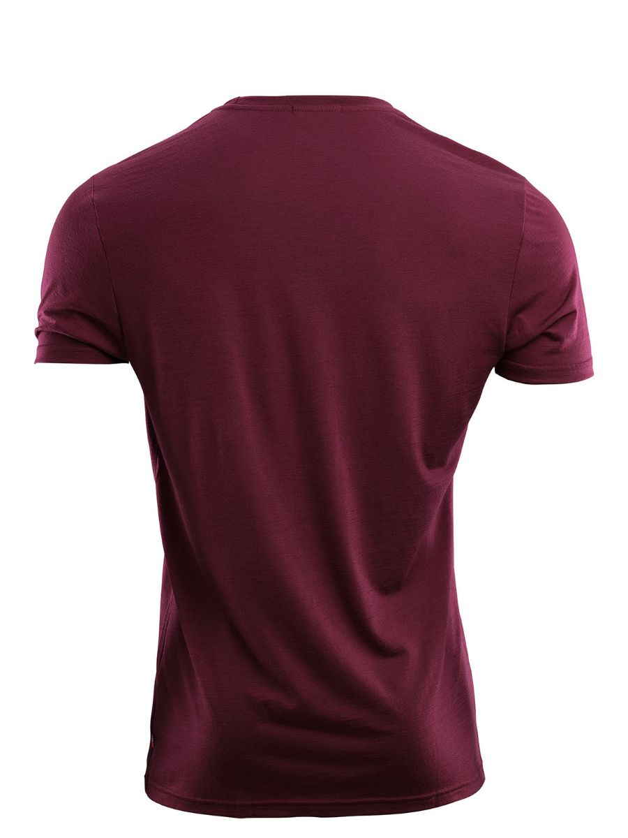 LightWool T-shirt er en myk og tynn t-skjorte  i merinoull til herre. 