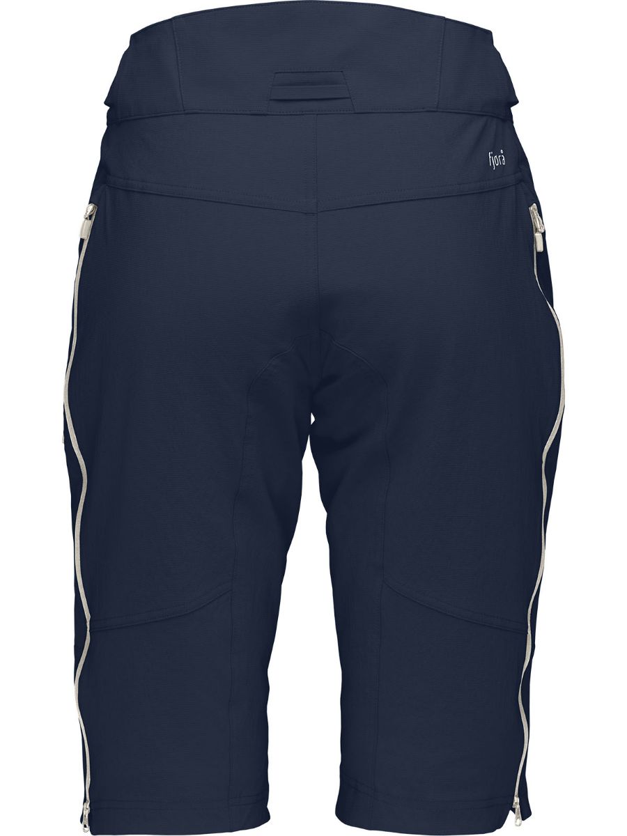 Fjørå Flex1 Heavy Duty Shorts M's er en knelang shorts til herre, perfekt til tur og fritid.