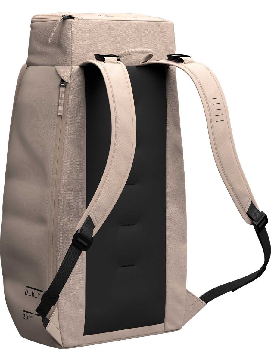 Db Hugger Backpack 30 L Fogbow Beige: Ryggsekk fra Db (douchebag) perfekt til jobb, skole og reise