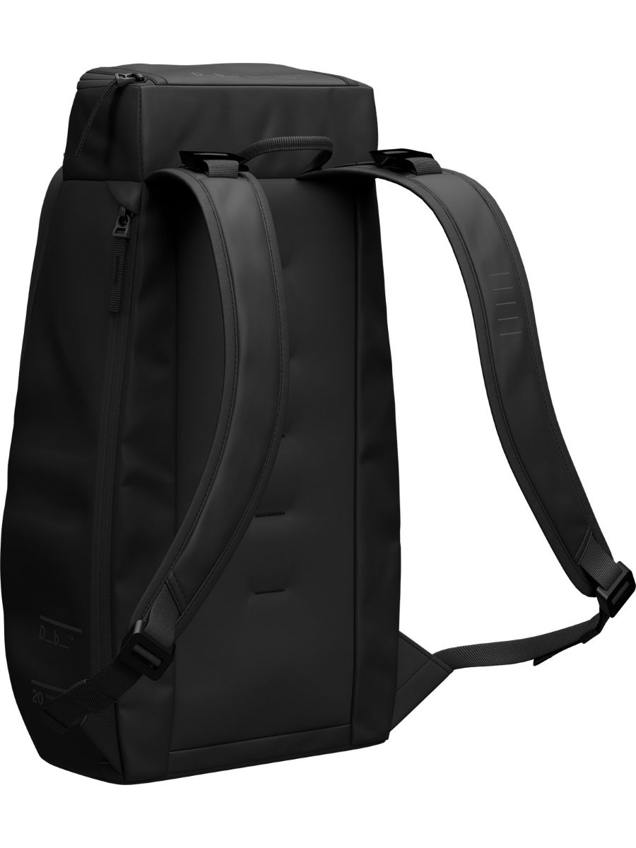 Db Hugger Backpack 20 L Black Out: Bestselger fra Db (Douchebag) nå i mindre størrelse	