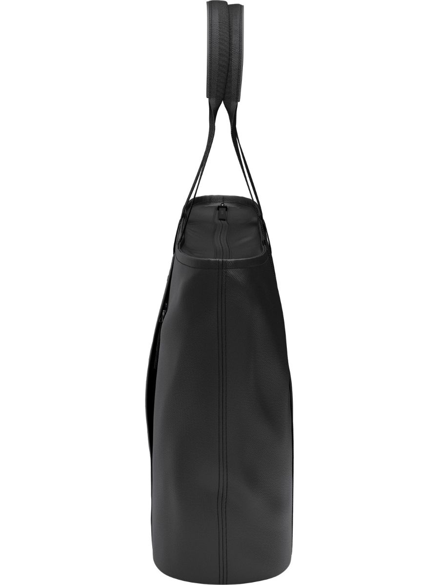 Db Essential Tote Bag 20 L i fargen Black Out. Veske/Bag fra Db
