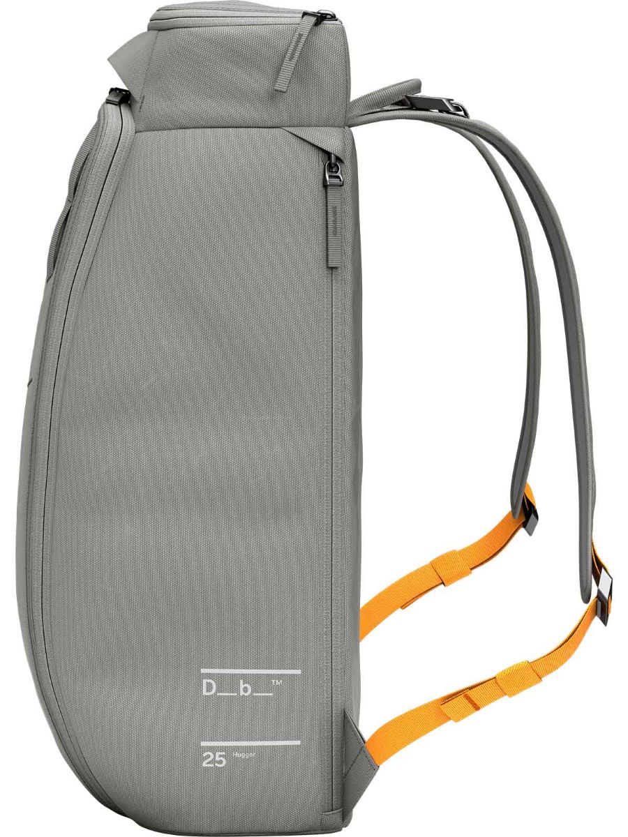 Db Hugger Backpack 25 L Sand Grey: Bestselger fra Db (Douchebag) nå i mindre størrelse	