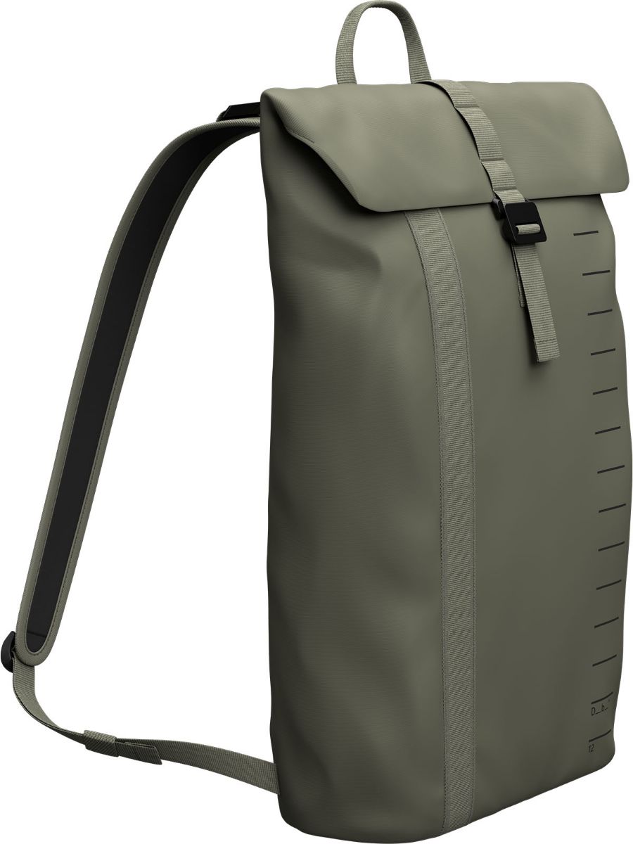 Db Essential Backpack 12 L i fargen Moss Green. En super hverdagssekk fra Db