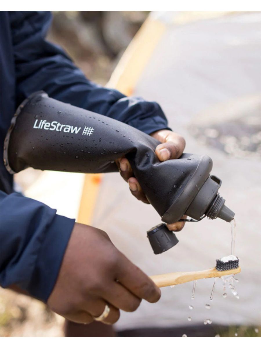 LifeStraw Collapsible Squeeze Bottle. Sammenleggbar vannflaske med integrert vannfilter	