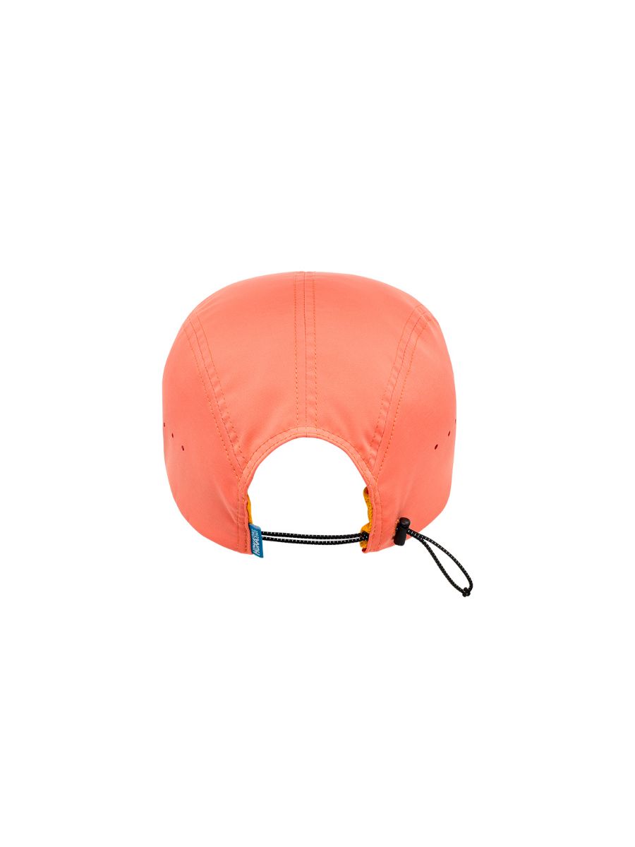 Hoka U Performance Hat i fargen Papaya. Caps fra Hoka til dame og herre