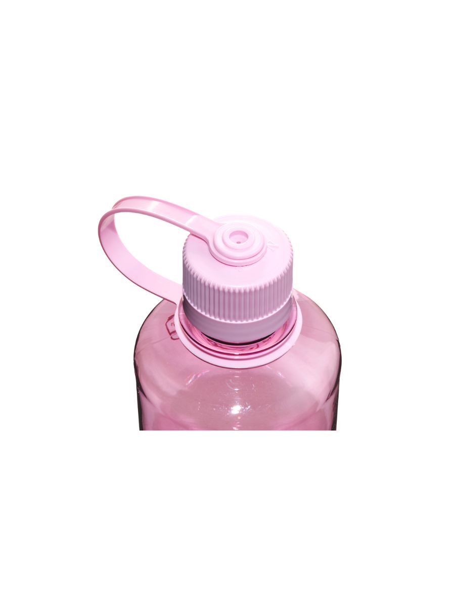 Nalgene 0,5L Narrow Mouth i fargen Cherry Blossom. Flaske fra Nalgene i en fin rosafarge.