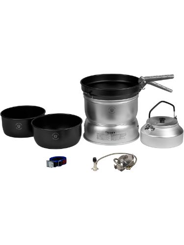 Stormkjøkken med kaffekjele, to kjeler, stekepanne og brenner. Perfekt for matlaging på tur for 3-4 personer