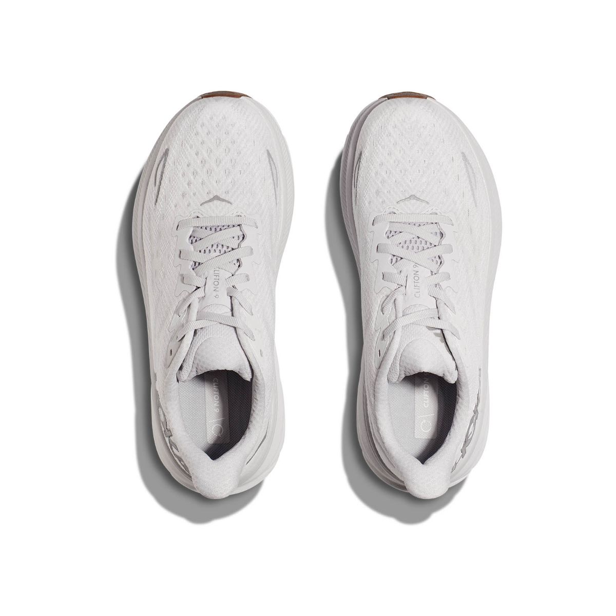 Hoka W Clifton 9 i fargen Nimbus Cloud White