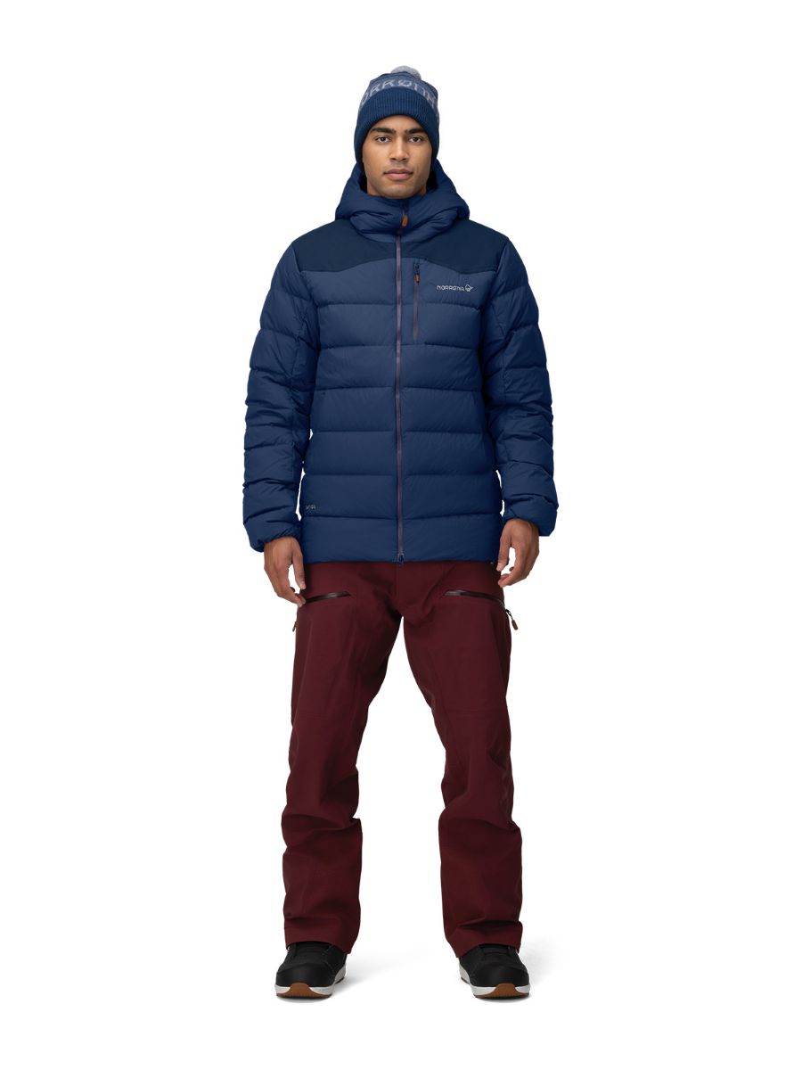 trollveggen Thermal Pro Jacket til herre fra Norrøna i fargen Indigo Night