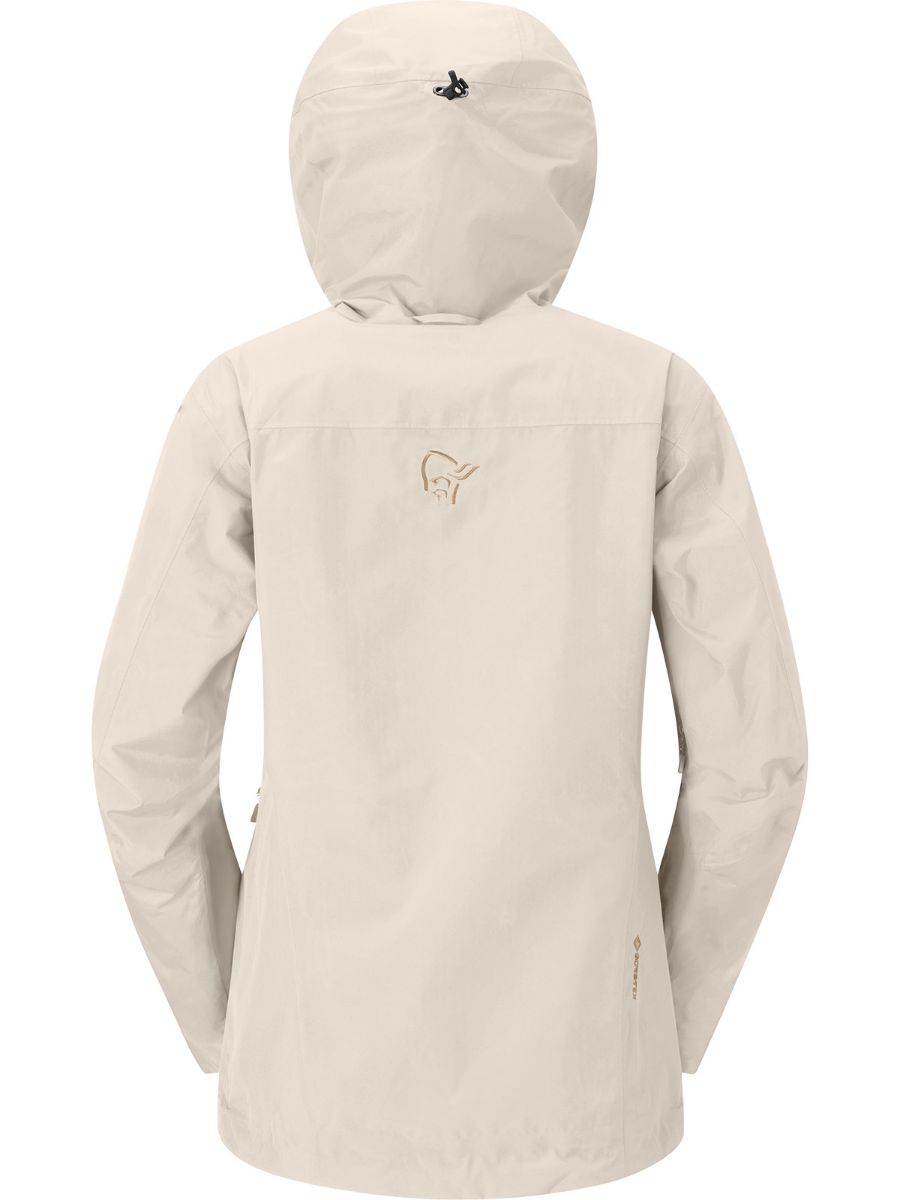 Lofoten Gore-Tex insulated jakke til dame, en isolert skalljakke i fargen Oatmeal fra Norrøna