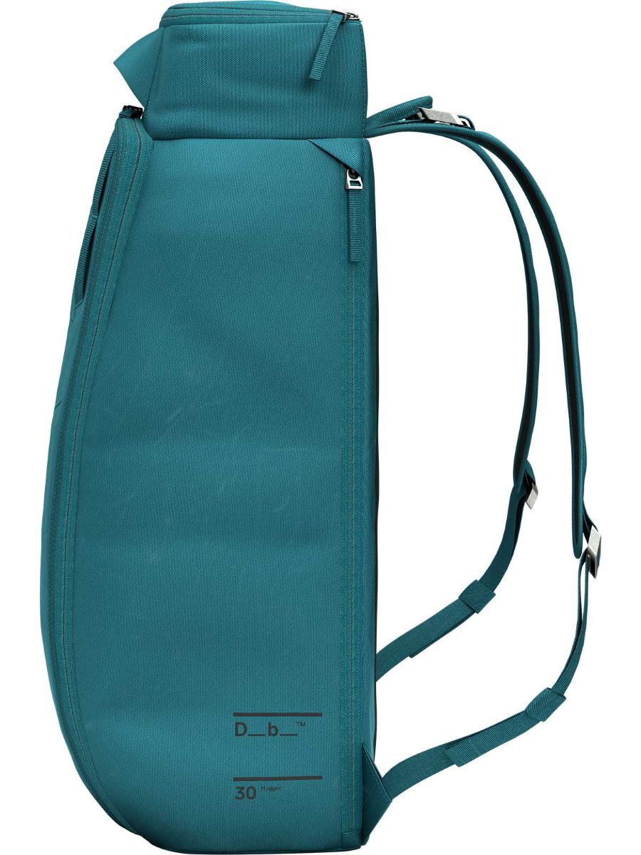 Hugger 30L fra Db i fargen Midnight Teal