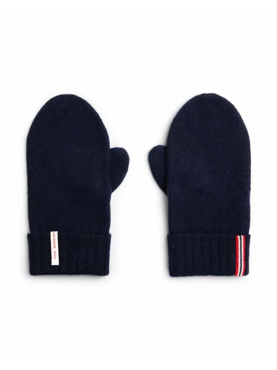 Amundsen Boiled Mittens i fargen Faded Navy. Strikkede ullvotter fra Amundsen Sports