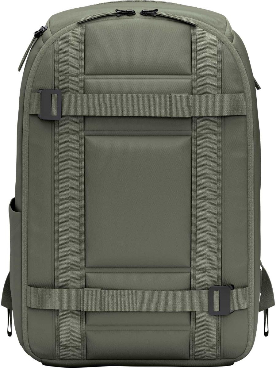 Ryggsekk fra Db som rommer 21L. Ramverk Backpack i fargen Moss Green