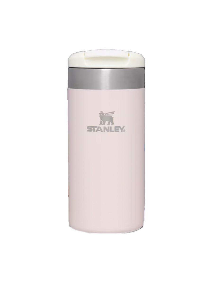 Lett termokopp fra Stanley som rommer 0.35l i fargen Rose Quartz Metallic