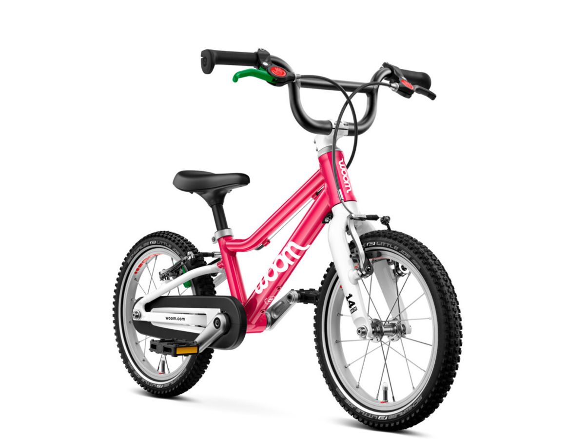 Woom 2 er en lett sykkel med pedaler for barn 3-4,5 år (95–110 cm). Perfekt for trygg sykkelstart! 