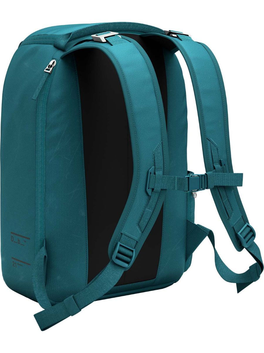 Db Ramverk ryggsekk som rommer 21L i fargen Midnight Teal