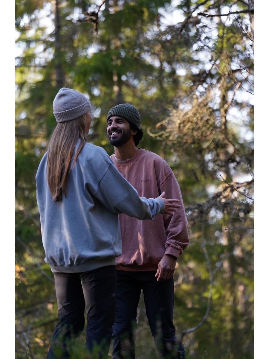 Crewneck til dame og herre fra Pre Aprés i fargen Stormy Blue