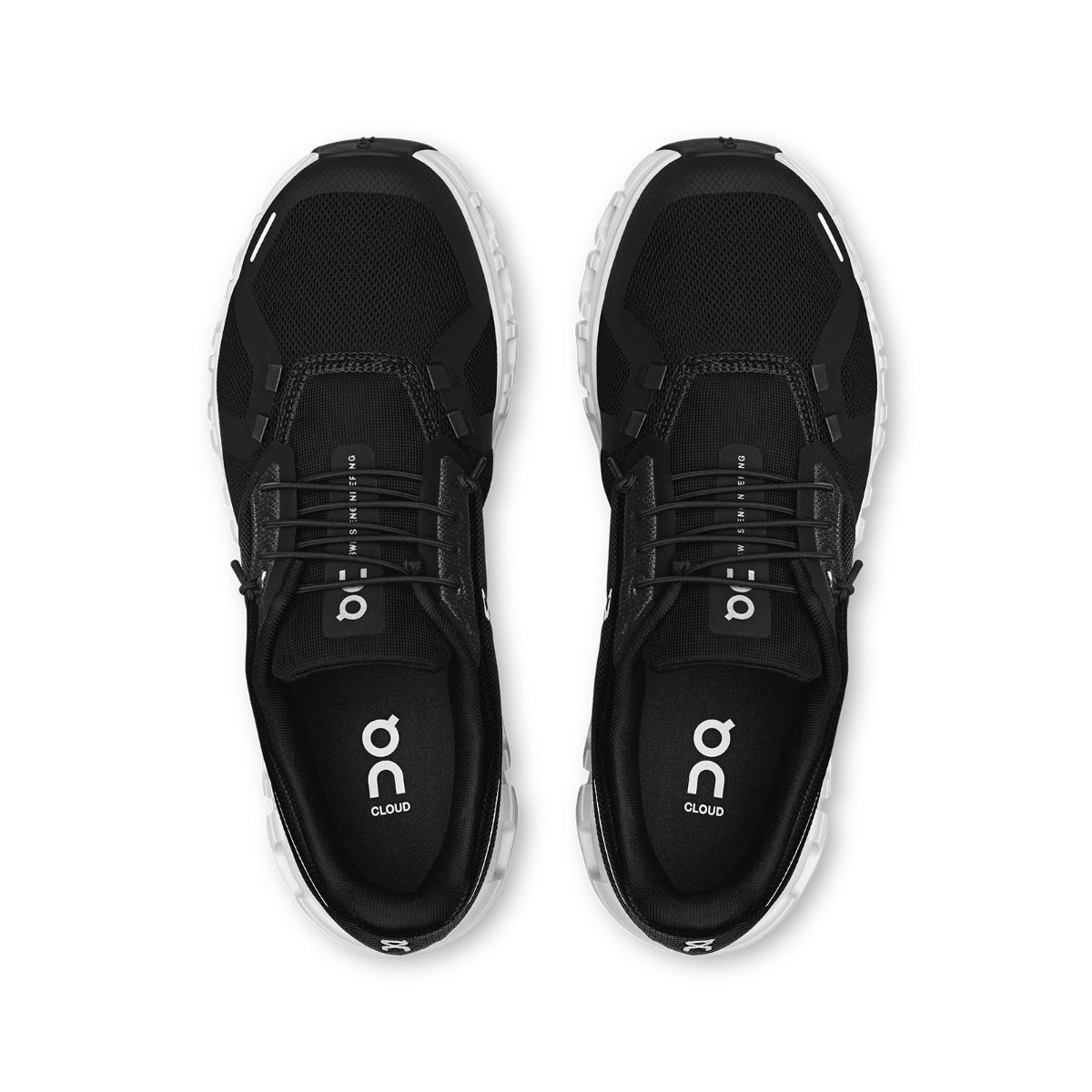 Lett og godt dempet sko fra On, Cloud 6 til dame i Black and White