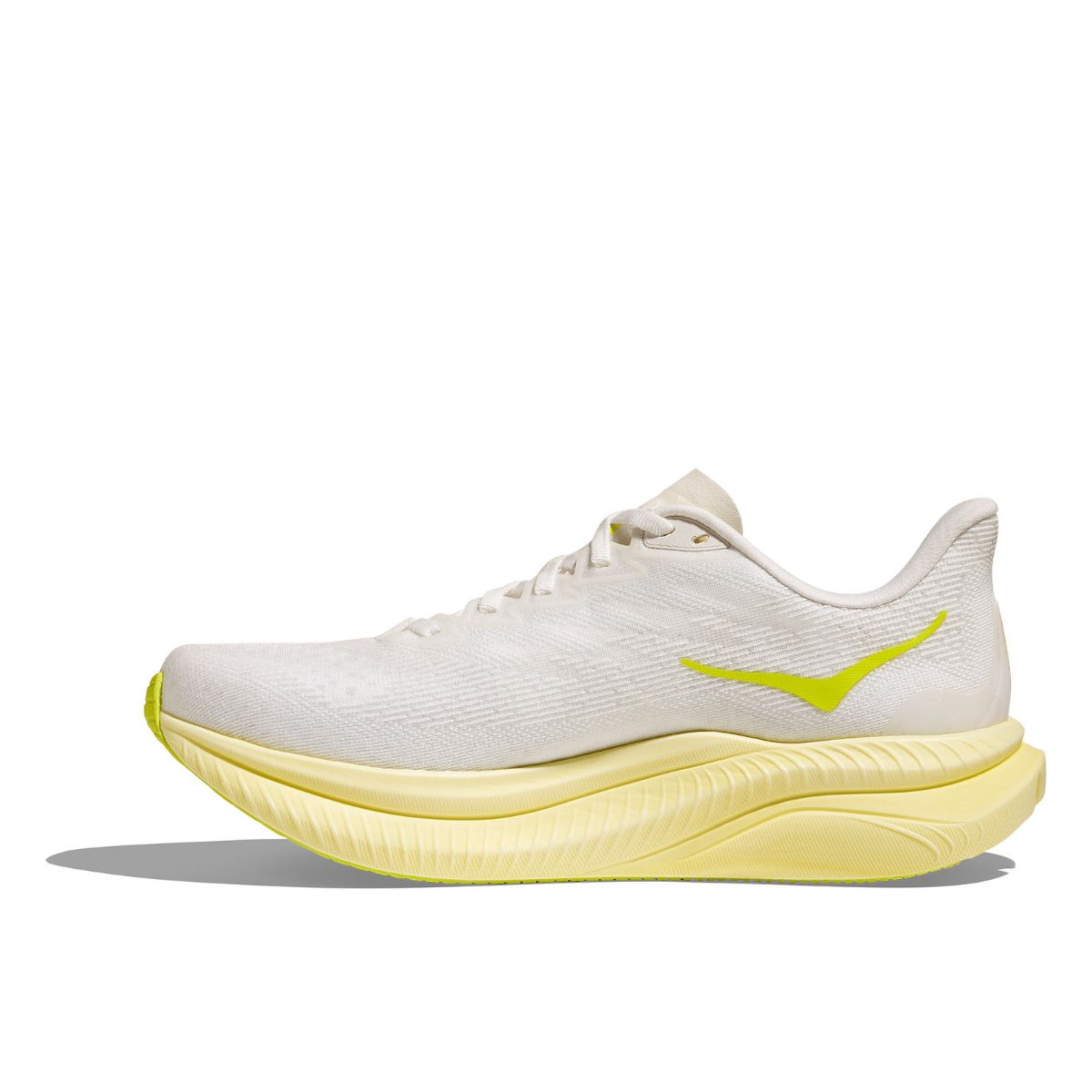 W Mach 6 til dame i fargen White Neon Hoka Citrus- en responsiv og morsom løpesko