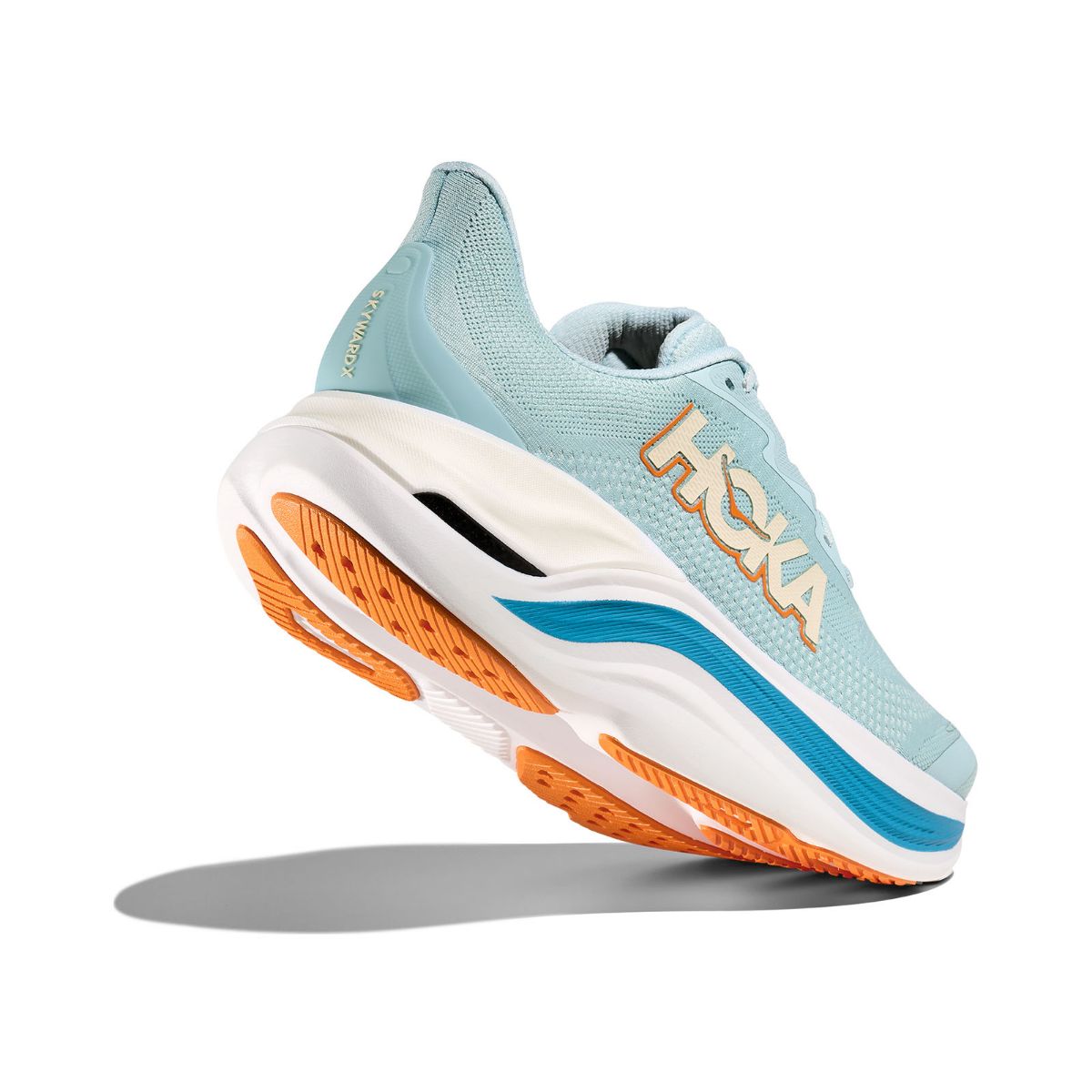 Skyward til herre fra Hoka i fargen Clear Sea Alpine Blue
