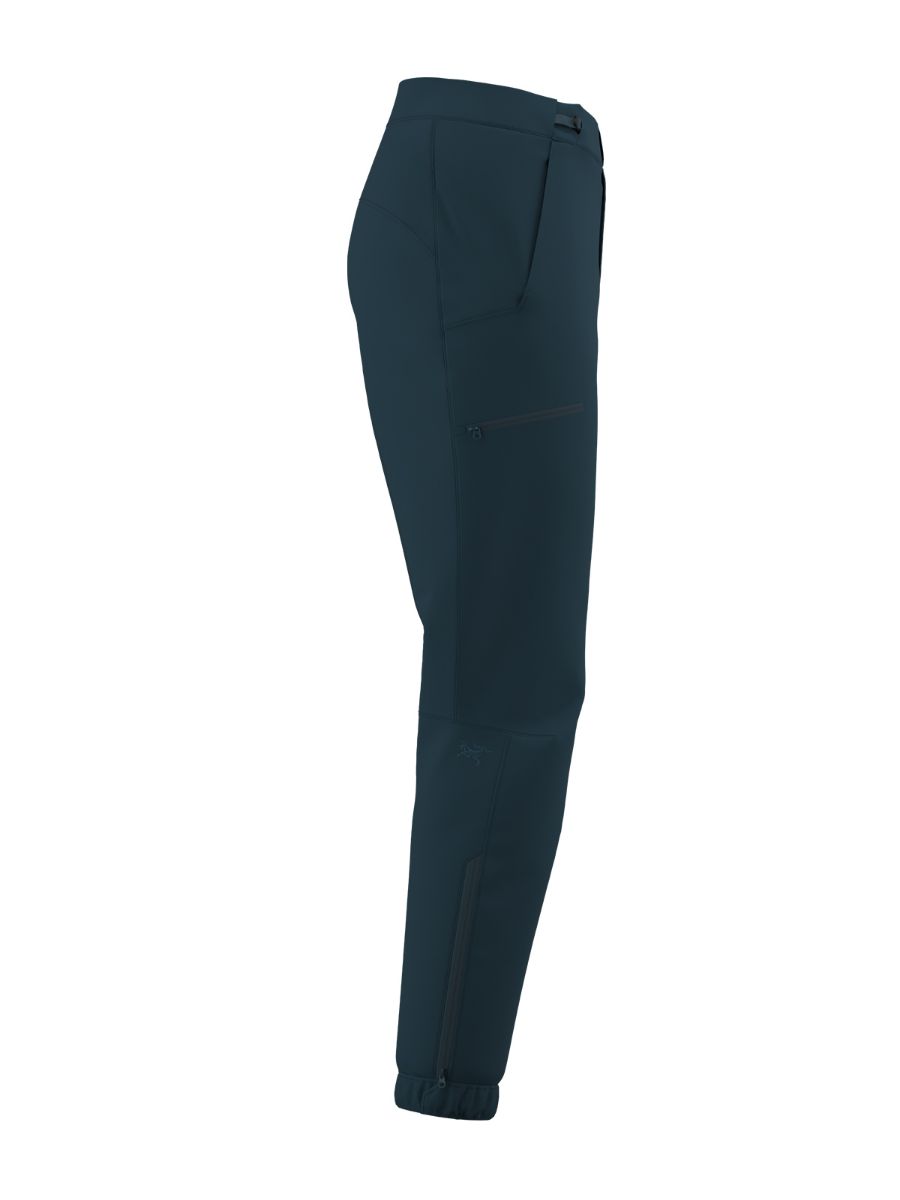 Softshellbuse til dame fra Arcteryx i fargen Nightscape
