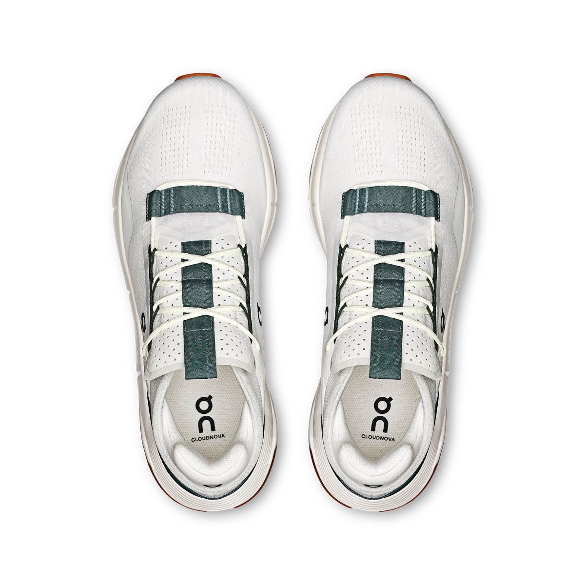 Sporty hverdagssko fra On i fargen Ivory Olive	