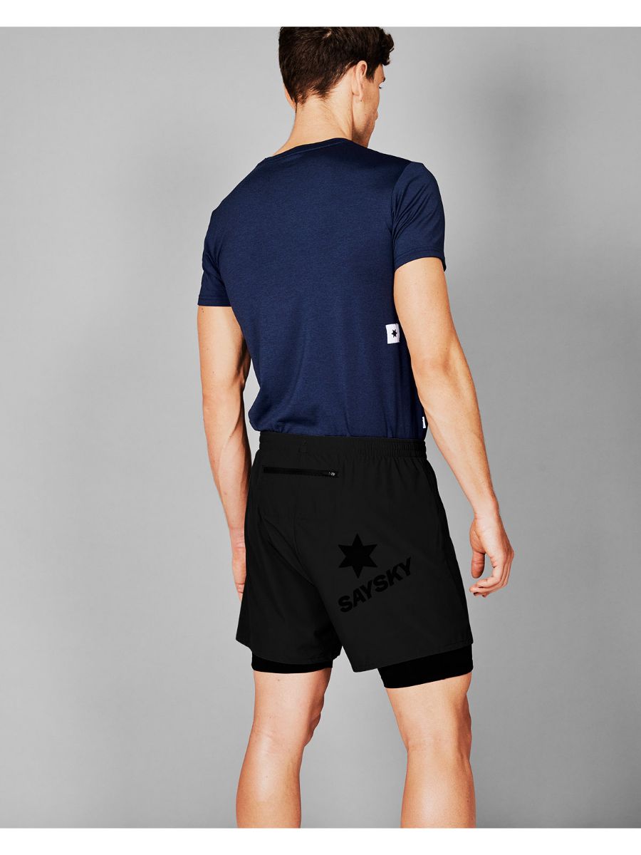 SaySky Svart treningsshorts til herre. 2 in 1 Pace Shorts 5" fra SaySky til herre