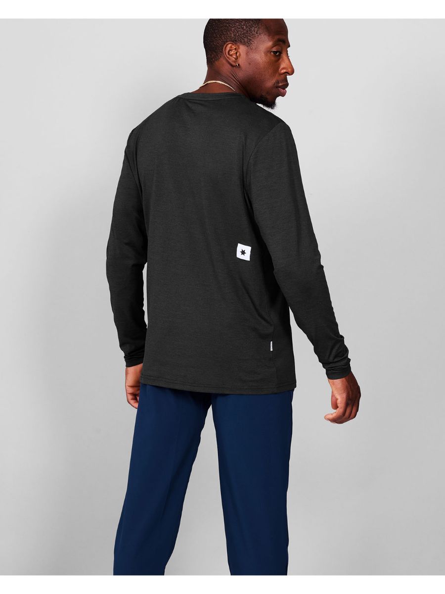 SaySky Svart treningsgenser til herre. Clean Pace Long Sleeve fra SaySky til herre