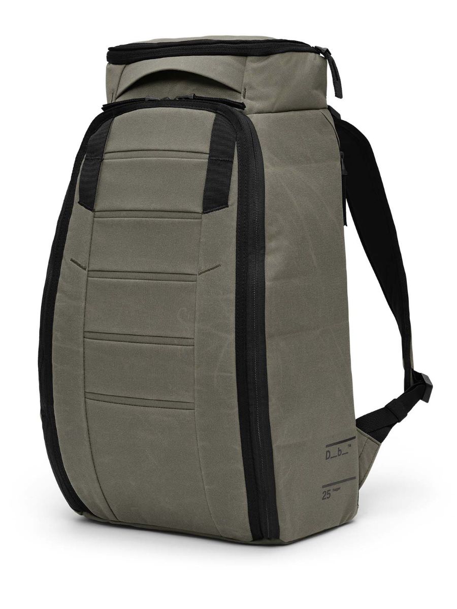 Ryggsekk fra DB som rommer 25L i fargen Forest Green