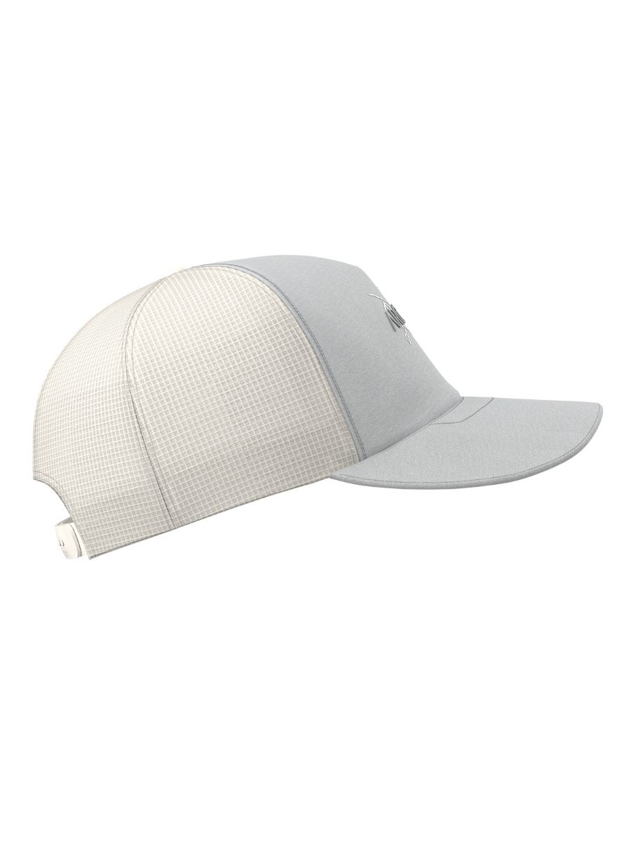 Caps fra Arcteryx med logo og justering bak