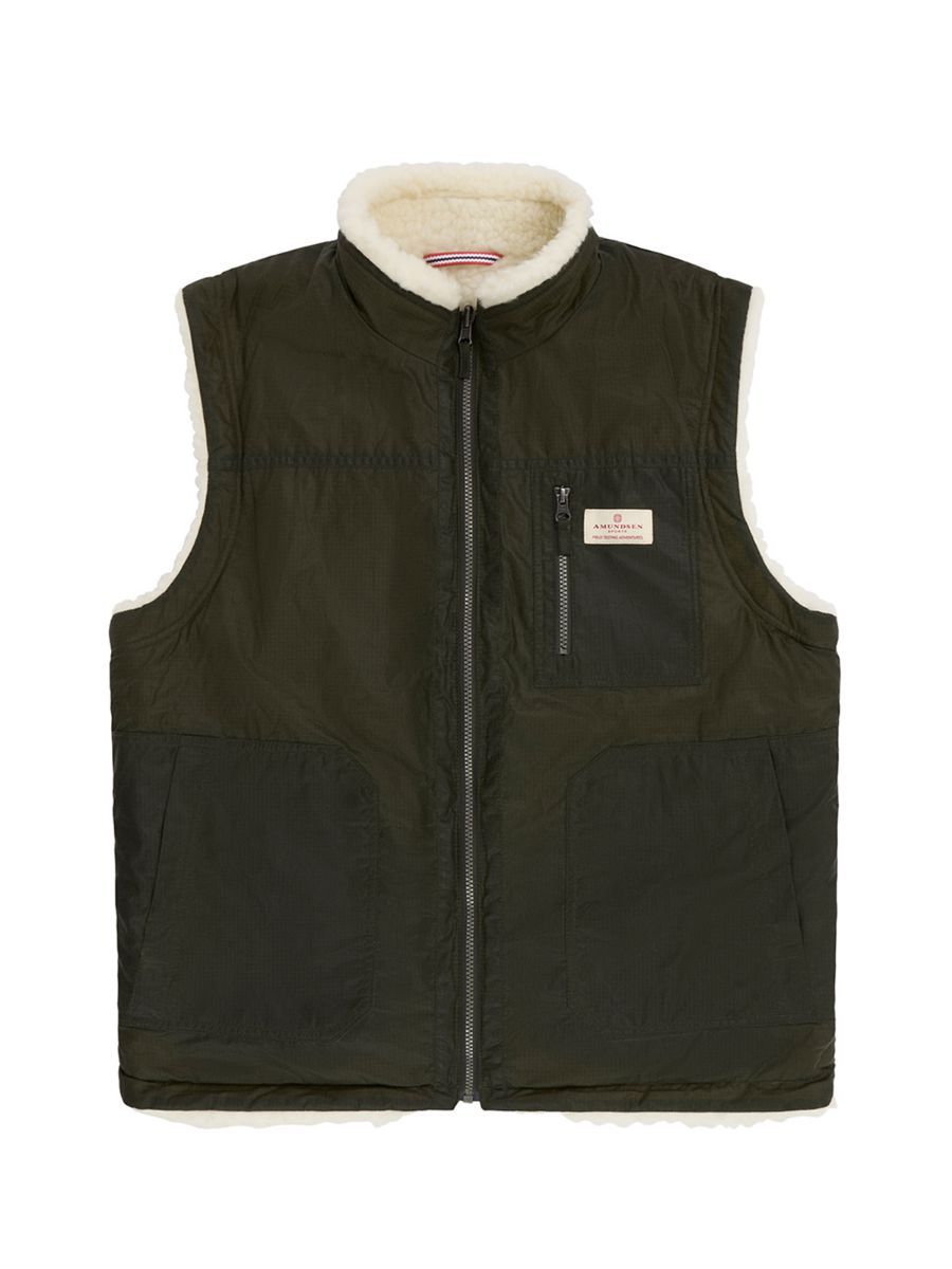 Harvester Reverso Waxed Vest fra Amundsen som kan brukes to veier! Unisex og i fargen Olive