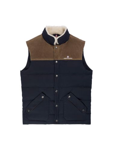 Dunvest til herre fra Amundsen i fargen Faded Navy med resirkulert dun og bomull