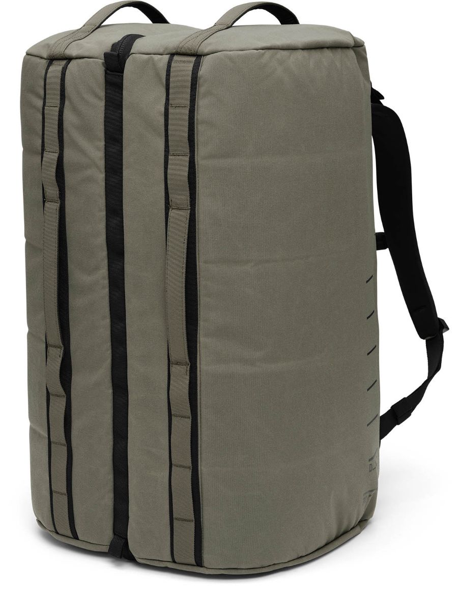 Db Roamer Pro Split Duffel 70L i fargen Forest Green. Bag med to store hovedrom bra Db
