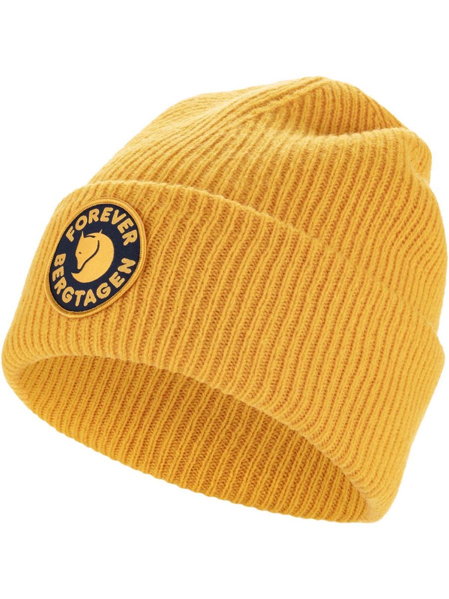 Lue i ribbestrikk til dame og herre fra Fjellraven i fargen Mustard Yellow