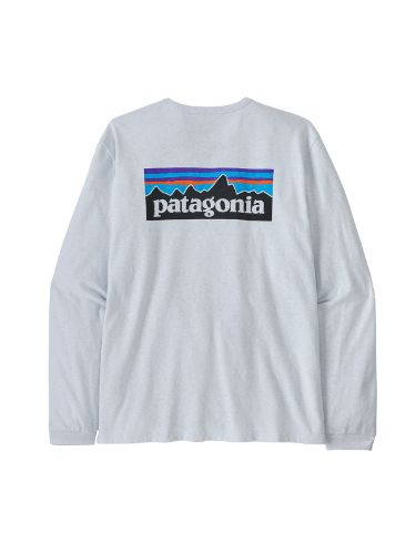 Langermet genser til dame fra Patagonia i fargen White med logo på ryggen