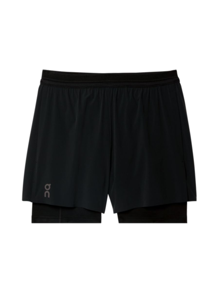 Lett treningsshorts til herre fra On med integrert innershorts