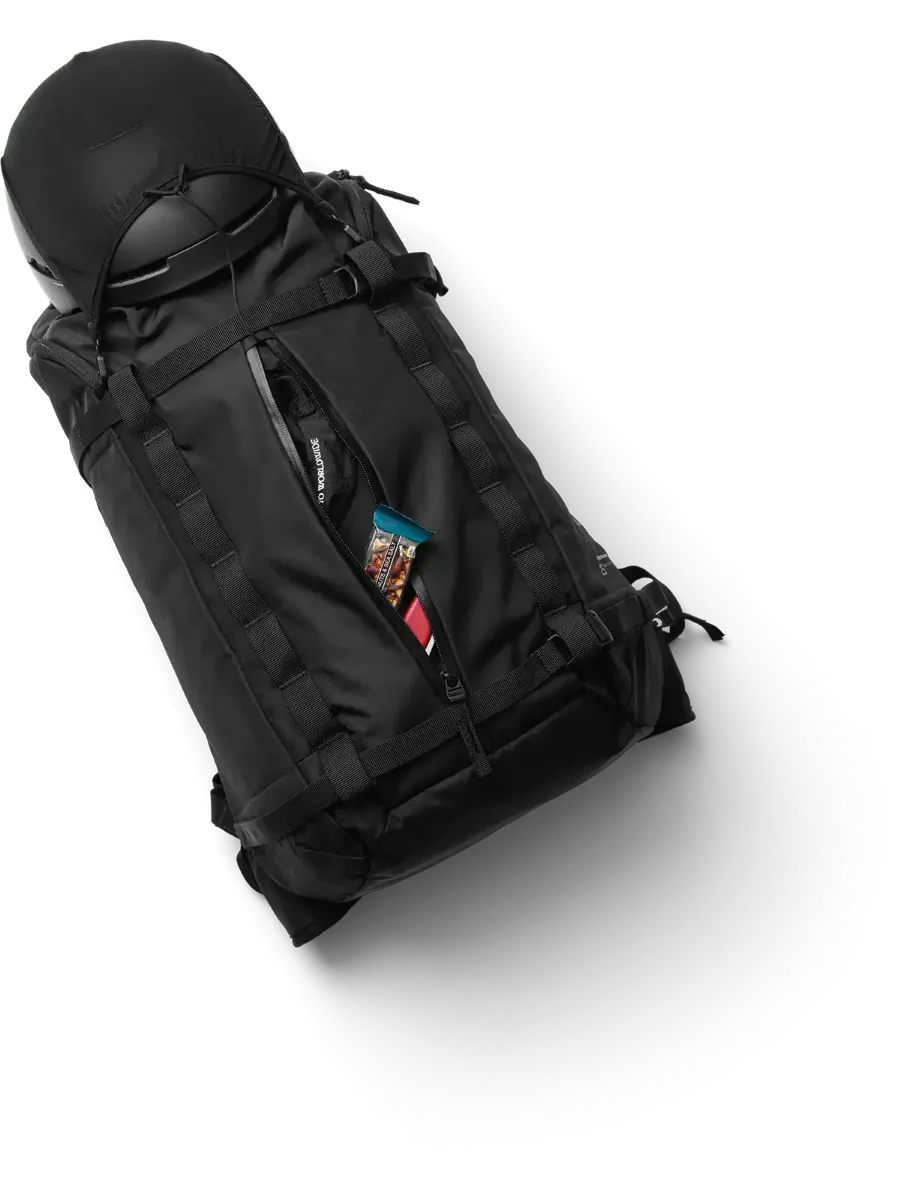 Db Backcountry Backpack 25 L i fargen Black Out. Den perfekte topptursekken fra Db