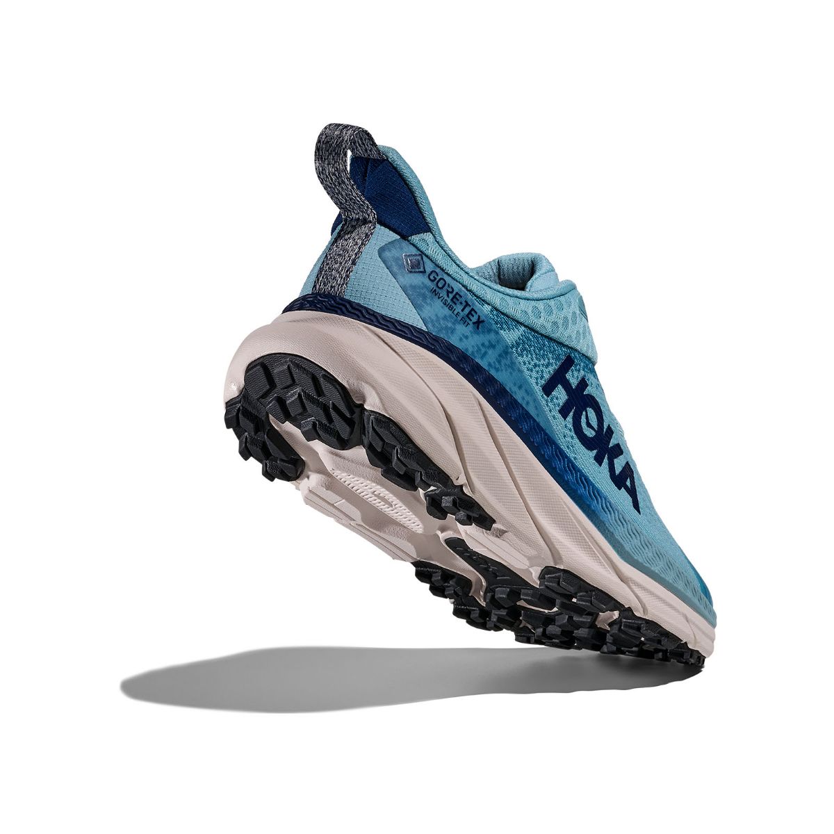 Lett og dempet løpesko fra Hoka med Gore-Tex membran i fargen Raindrop Grout