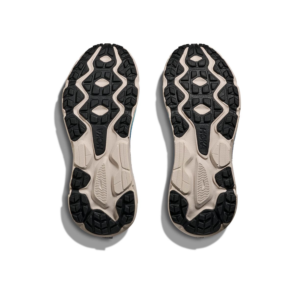 Lett og dempet løpesko fra Hoka med Gore-Tex membran i fargen Raindrop Grout