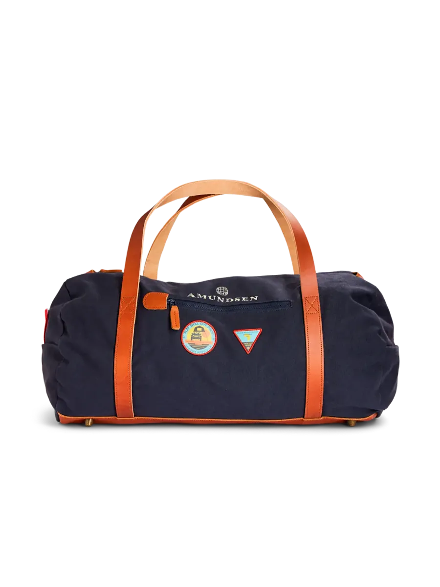 Amundsen Okawanga Duffel Bag 35 L i fargen Faded Navy. Duffelbag fra Amundsen. 