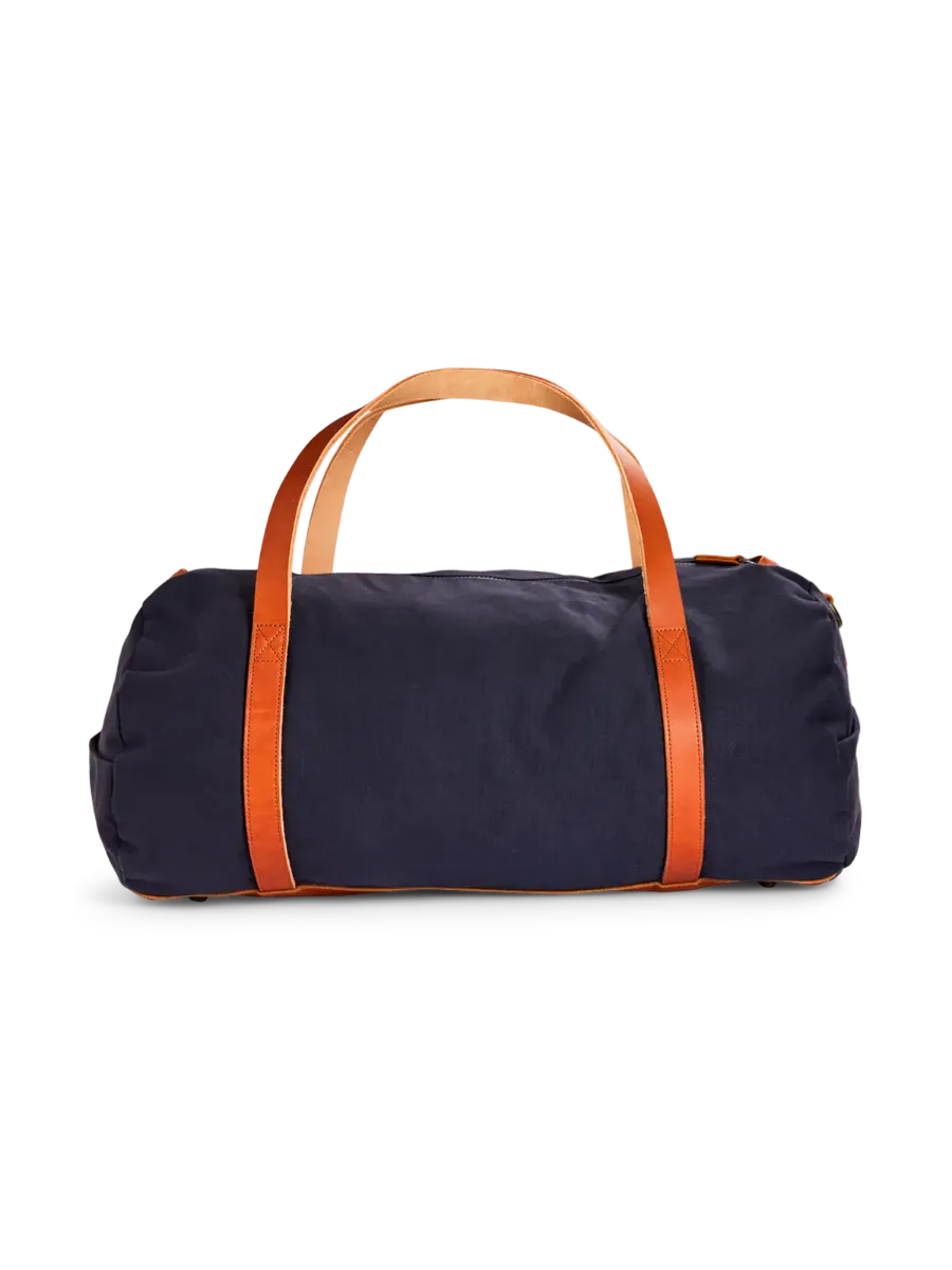 Amundsen Okawanga Duffel Bag 35 L i fargen Faded Navy. Duffelbag fra Amundsen. 