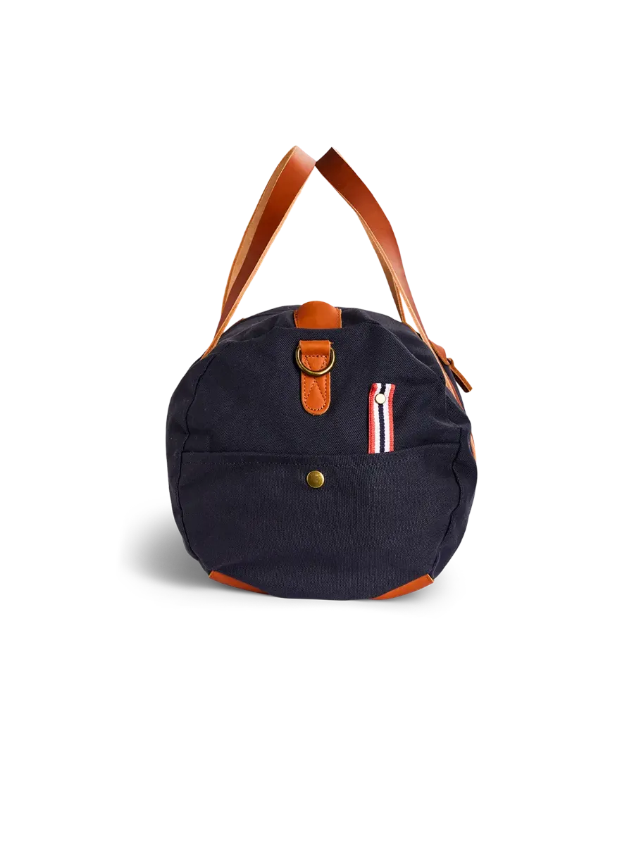 Amundsen Okawanga Duffel Bag 35 L i fargen Faded Navy. Duffelbag fra Amundsen. 