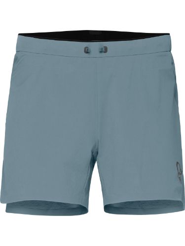 Lett shorts til herre fra Norrøna i fargen Trooper