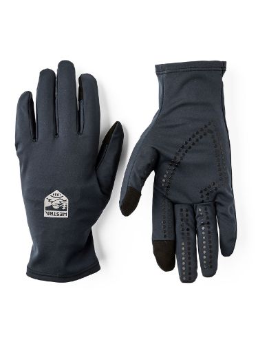 Tynn hanske fra Hestra med vindtette og pustende egenskaper 